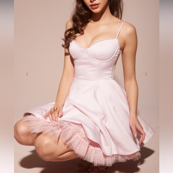 House of CB Dresses & Skirts - House of CB MINIMOISELLE
Ballerina Pink Tulle Mini Dress